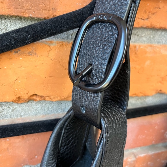 DKNY Wes Leather Studded Hobo Shoulder Bag Black - Picture 4 of 7